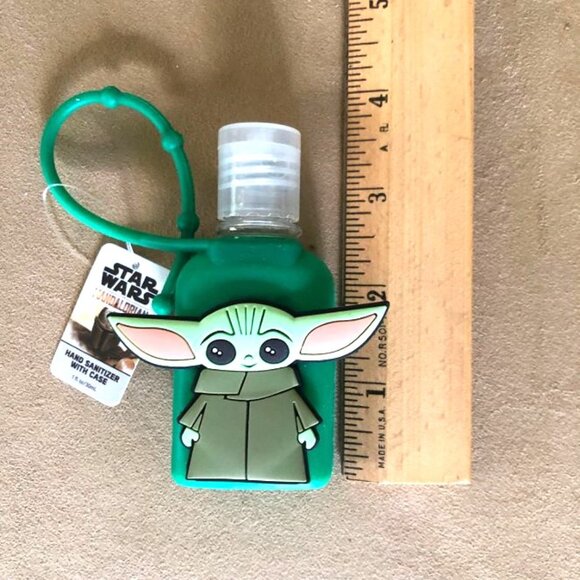 Star Wars Mandalorian Set of 3 Grogu Hand Sanitizer Holders NWT - Picture 6 of 6